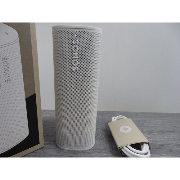 Sonos Roam 2 Portable Bluetooth Wi-Fi Speaker White AirPlay Voice Control USB-C - Picture 2 of 8